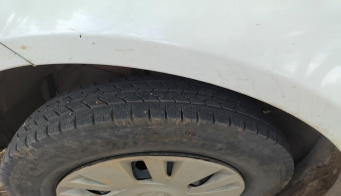 2011 Maruti Swift VDI, Diesel, Manual, 1,04,300 km, tyre