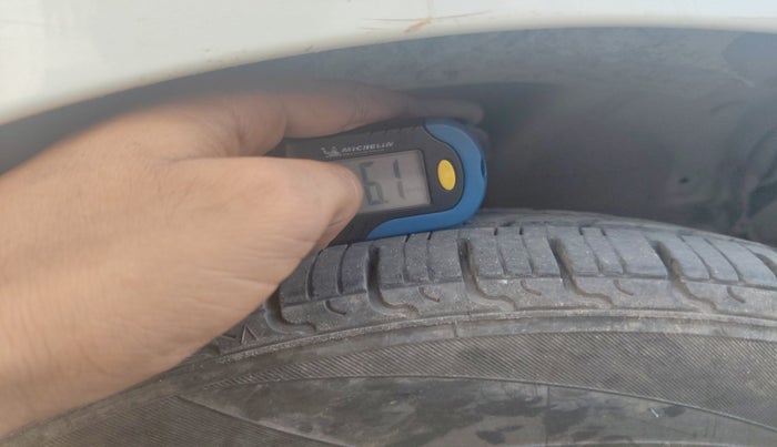 2016 Maruti Celerio VXI AMT, Petrol, Automatic, 76,616 km, tyre