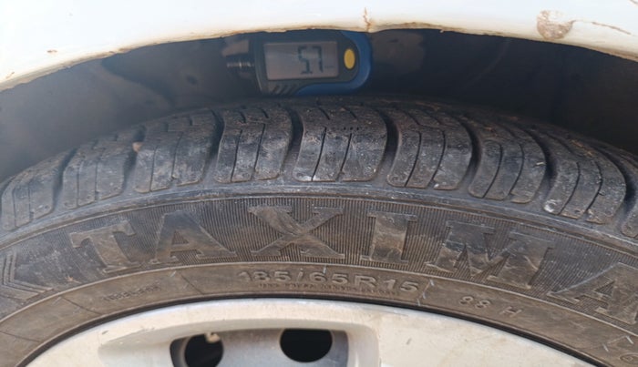 2011 Hyundai Verna FLUIDIC 1.6 CRDI EX, Diesel, Manual, 91,331 km, tyre