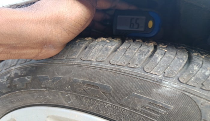 2011 Hyundai Verna FLUIDIC 1.6 CRDI EX, Diesel, Manual, 91,331 km, tyre