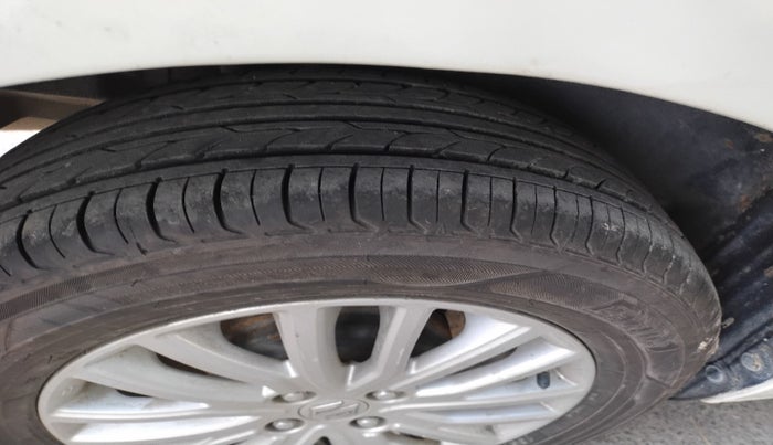 2017 Maruti Dzire ZDI AMT, Diesel, Automatic, 55,228 km, tyre