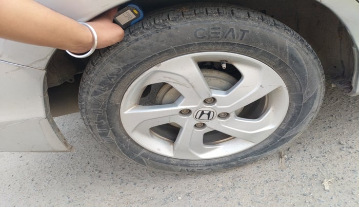 2014 Honda City 1.5L I-VTEC S MT, Petrol, Manual, 76,000 km, tyre