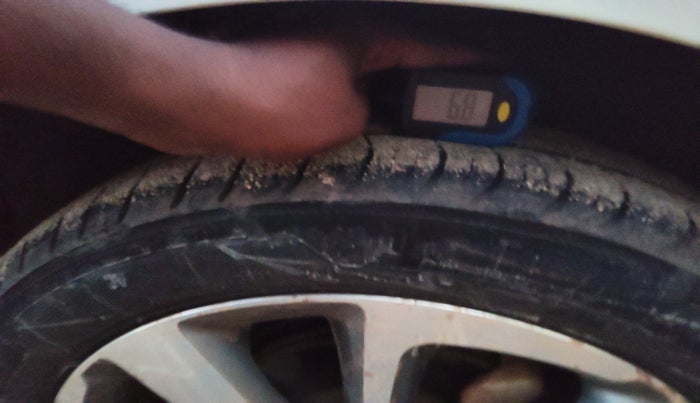 2017 Hyundai Elite i20 ASTA 1.2 (O), Petrol, Manual, 1,69,259 km, tyre