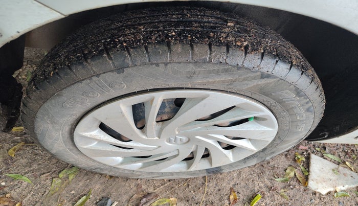 2019 Maruti Ertiga VDI 1.3, Diesel, Manual, 1,75,287 km, tyre