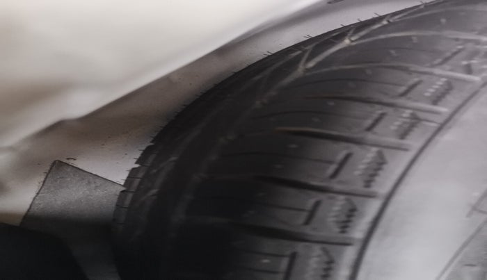 2018 Skoda Rapid STYLE 1.6 MPI, Petrol, Manual, 45,481 km, tyre