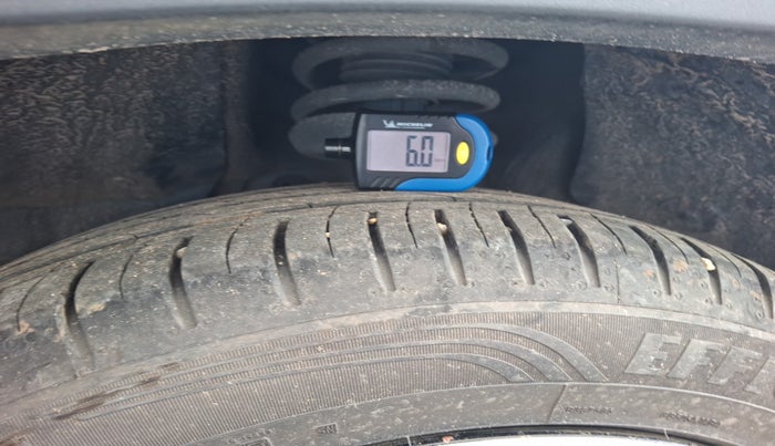 2023 MG HECTOR PLUS SAVVY PRO 1.5 TURBO CVT 7 STR, Petrol, Automatic, 30,886 km, tyre