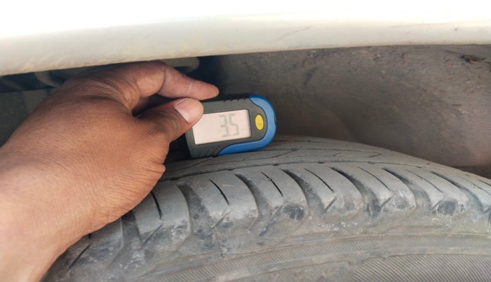 2022 Jeep Compass MODEL S (O) 1.4 PETROL DCT, Petrol, Automatic, 89,565 km, tyre