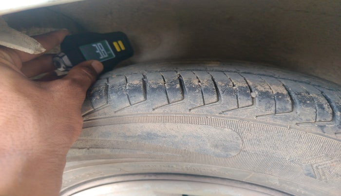 2012 Hyundai i10 ERA 1.1, Petrol, Manual, 93,017 km, tyre