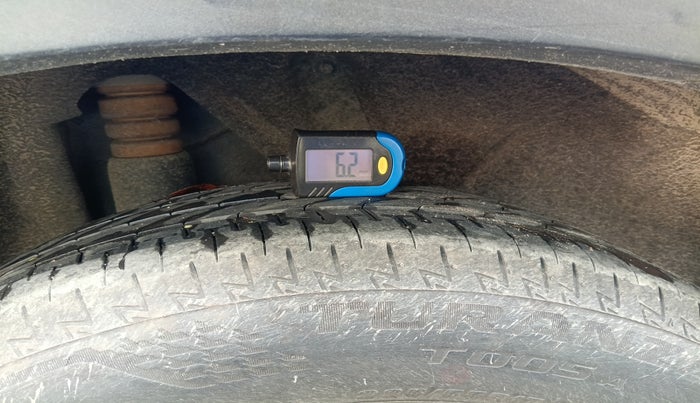 2018 BMW X1 sDrive 20d Expedition, Diesel, Automatic, 1,07,915 km, tyre