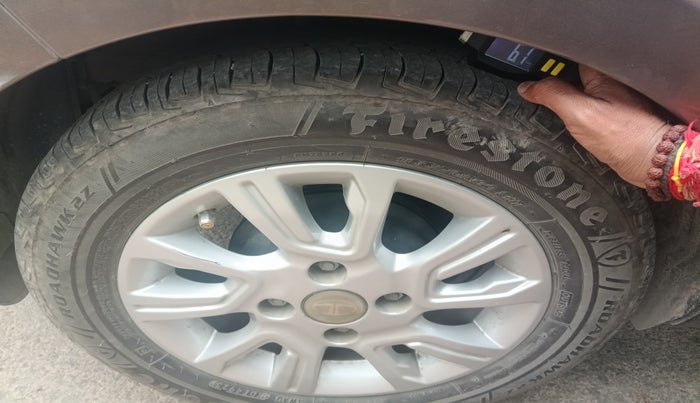 2018 Tata Tiago XZ PETROL, Petrol, Manual, 94,822 km, tyre