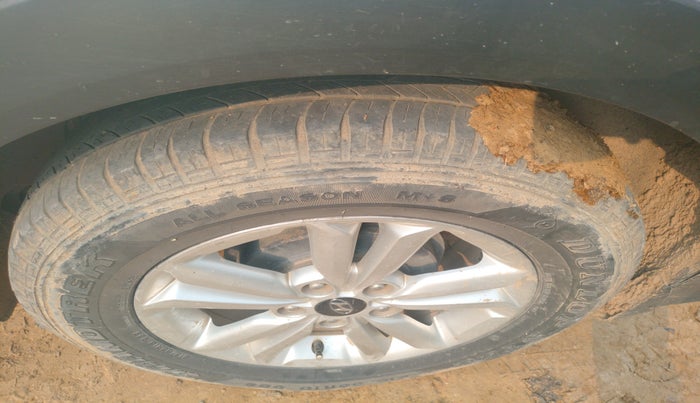 2018 Hyundai Creta E PLUS 1.4 DIESEL, Diesel, Manual, 1,96,665 km, tyre