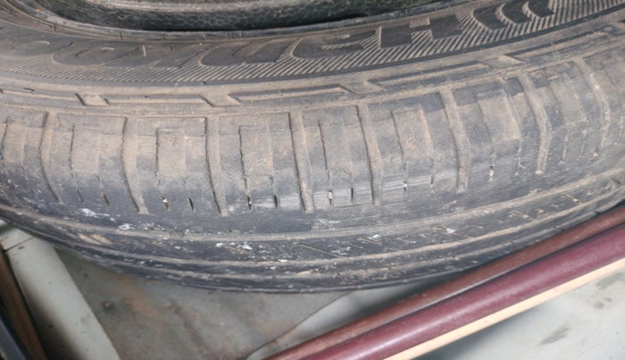 2018 Hyundai Creta E PLUS 1.4 DIESEL, Diesel, Manual, 1,96,665 km, tyre