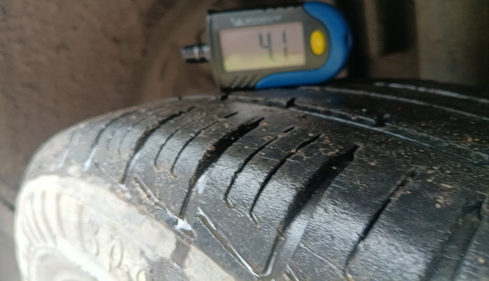 2016 Renault Duster 85 PS RXL DIESEL, Diesel, Manual, 1,47,444 km, tyre