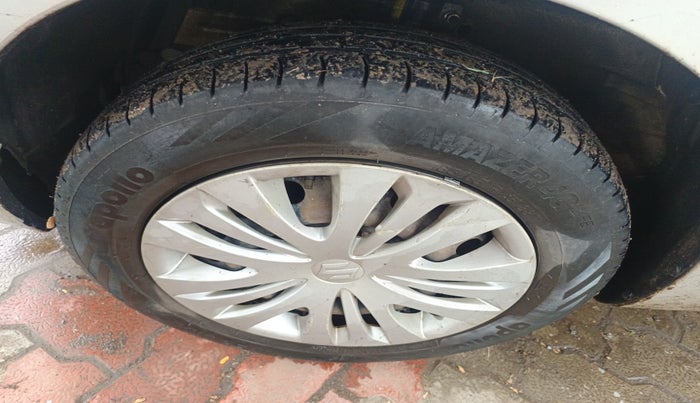 2014 Maruti Ertiga VDI, Diesel, Manual, 2,10,759 km, tyre