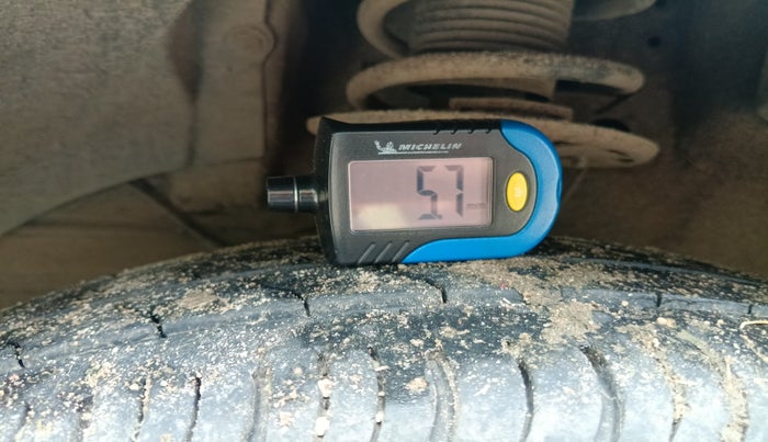 2018 Maruti Ertiga VXI SHVS, Petrol, Manual, 63,409 km, tyre