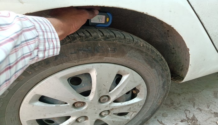 2012 Hyundai i10 MAGNA 1.2, Petrol, Manual, 1,14,514 km, tyre