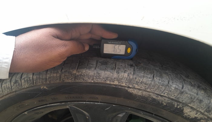 2019 Hyundai Verna 1.6 VTVT SX O, Petrol, Manual, 63,586 km, tyre