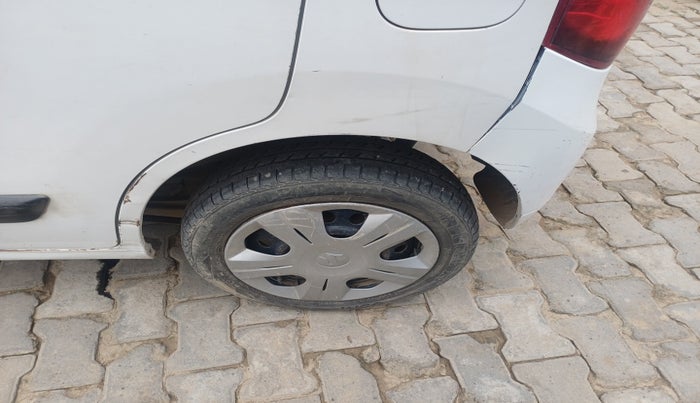 2017 Maruti Wagon R 1.0 VXI, Petrol, Manual, 1,15,791 km, tyre