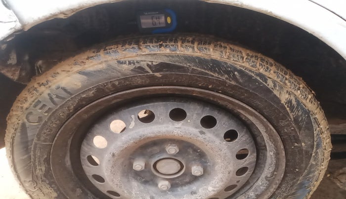 2017 Maruti Wagon R 1.0 VXI, Petrol, Manual, 72,217 km, tyre