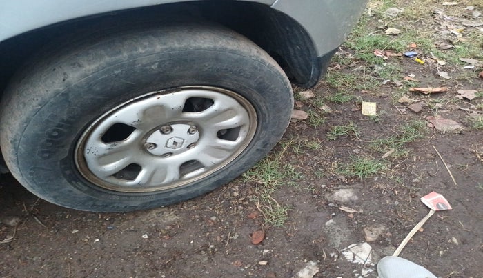 2015 Renault Duster 85 PS RXL DIESEL, Diesel, Manual, 81,830 km, tyre