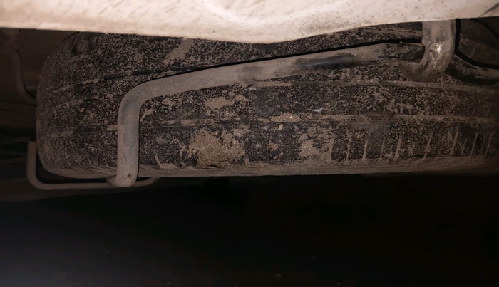 2022 Maruti Ertiga VXI CNG, Petrol, Manual, 1,81,620 km, tyre