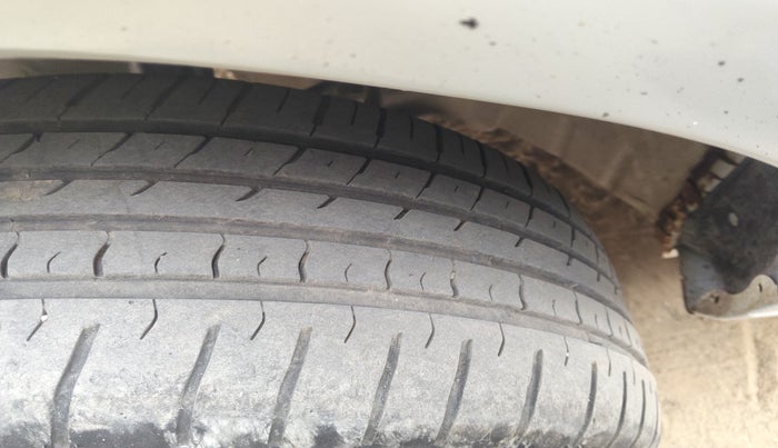 2014 Maruti Alto K10 VXI, Petrol, Manual, 58,526 km, tyre