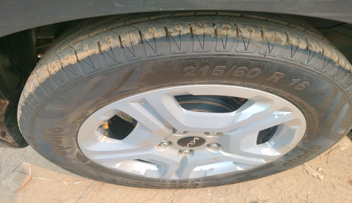 2020 KIA SONET HTX 1.5, Diesel, Manual, 90,604 km, tyre