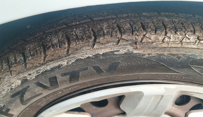 2014 Chevrolet Enjoy 1.3 LT 7 STR, Diesel, Manual, 1,10,975 km, tyre