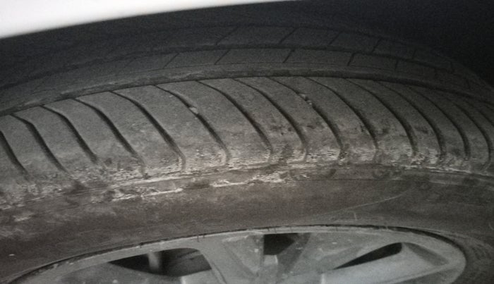 2019 Hyundai Elite i20 SPORTZ PLUS 1.2, Petrol, Manual, 39,633 km, tyre