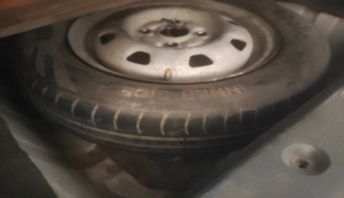 2010 Maruti Wagon R LXI MINOR, Petrol, Manual, 97,541 km, tyre