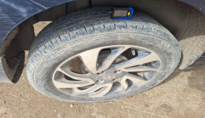 2021 Toyota Glanza G, Petrol, Manual, 81,592 km, tyre