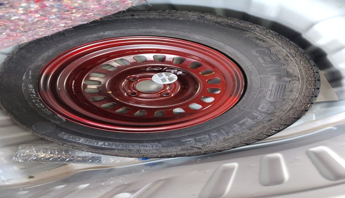 2024 Renault Kiger RXT (O) MT, Petrol, Manual, 22,286 km, tyre