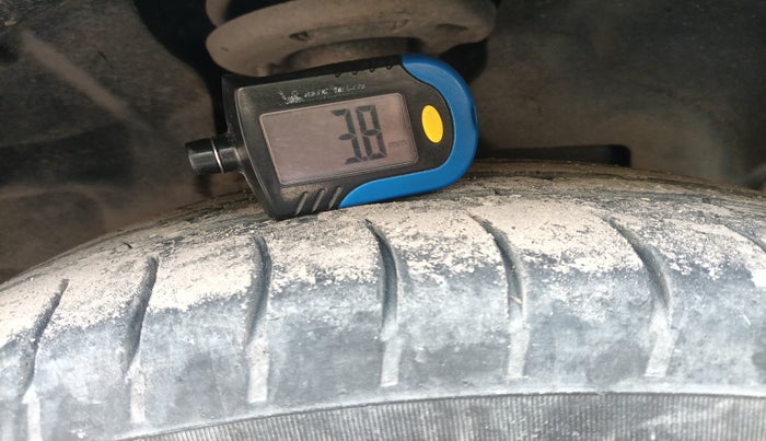 2019 Ford Ecosport AMBIENTE 1.5L DIESEL, Diesel, Manual, 1,18,744 km, tyre