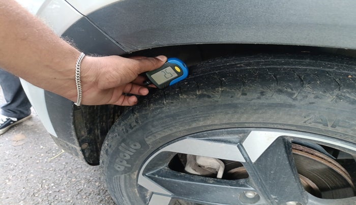 2022 Hyundai ALCAZAR 1.5 SIGNATURE (O) AT 6STR, Diesel, Automatic, 84,685 km, tyre