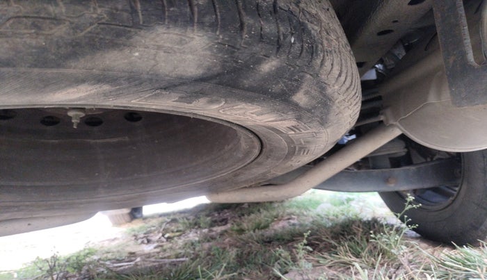 2016 Mahindra XUV500 W6, Diesel, Manual, 79,909 km, tyre