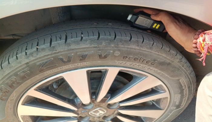 2023 Honda City 1.5L I-VTE V CVT, Petrol, Automatic, 22,376 km, tyre