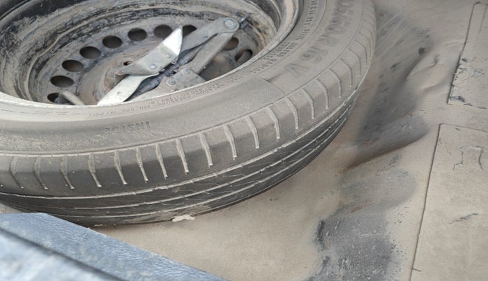 2017 Maruti Vitara Brezza VDI (O), Diesel, Manual, 1,16,111 km, tyre