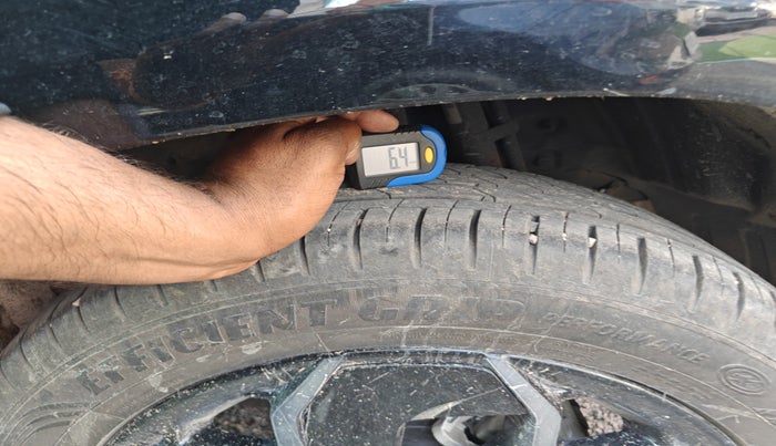 2025 Tata Curvv Accomplished Plus A 1.5 Diesel 6MT, Diesel, Manual, 7,814 km, tyre