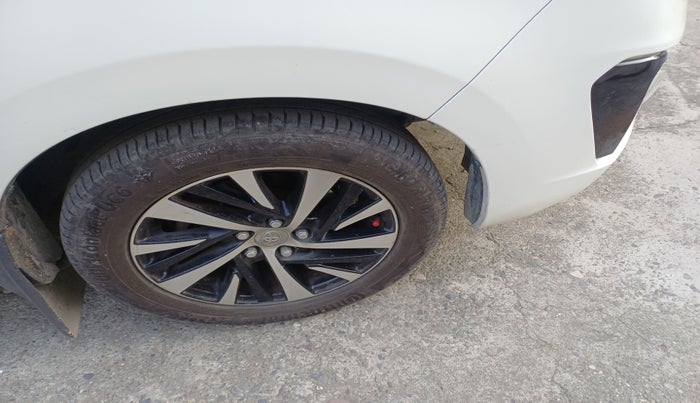 2021 Toyota Innova Crysta 2.4 ZX AT 7 STR, Diesel, Automatic, 59,696 km, tyre