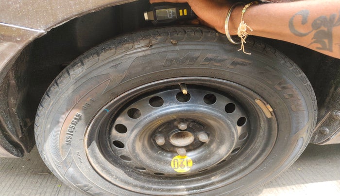 2015 Maruti Ciaz ZDI+ SHVS, Diesel, Manual, 1,81,835 km, tyre