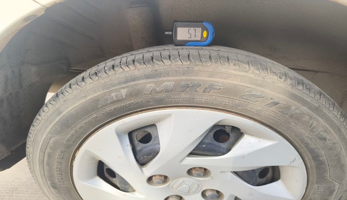 2015 Honda Amaze 1.5L I-DTEC S, Diesel, Manual, 97,158 km, tyre