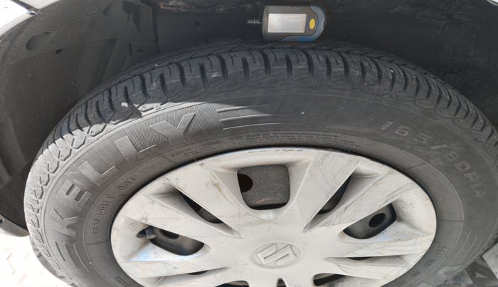 2013 Maruti Swift Dzire VXI, Petrol, Manual, 64,367 km, tyre