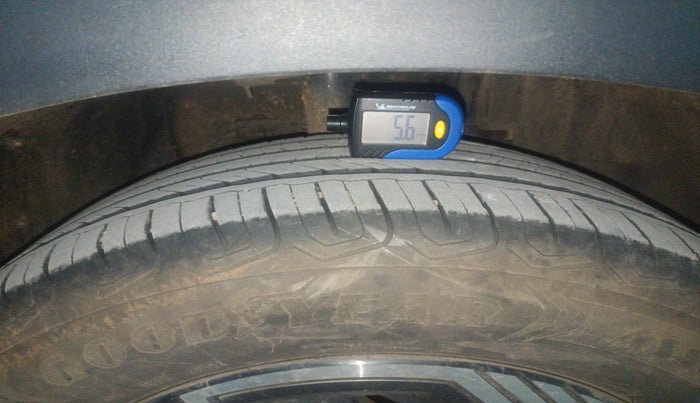 2024 Tata NEXON CREATIVE+ AMT 1.2 PETROL, Petrol, Automatic, 21,000 km, tyre