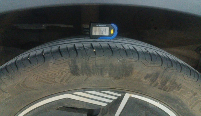 2024 Tata NEXON CREATIVE+ AMT 1.2 PETROL, Petrol, Automatic, 21,000 km, tyre