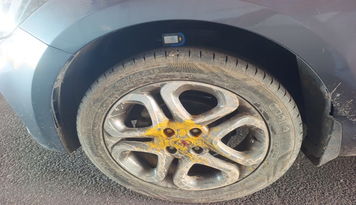 2019 Hyundai Elite i20 ASTA 1.2 (O), Petrol, Manual, 38,463 km, tyre