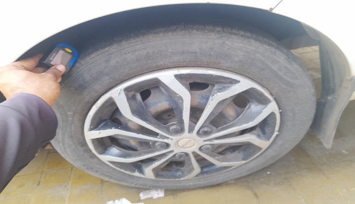 2010 Tata Manza AURA SAFIRE, Petrol, Manual, 70,000 km, tyre