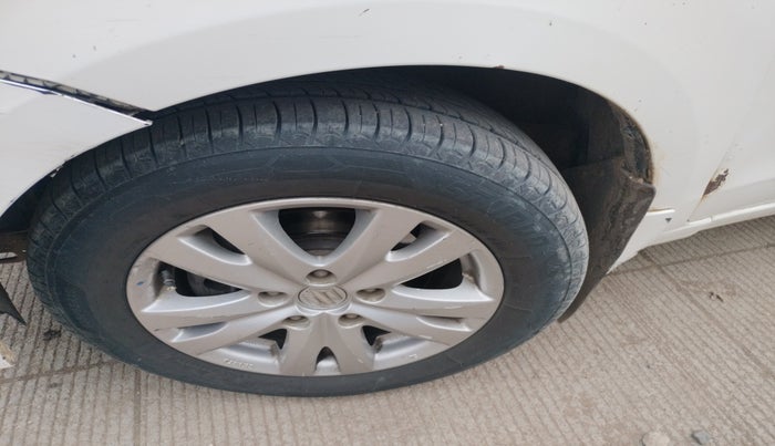 2015 Maruti Ertiga ZDI, Diesel, Manual, 1,90,795 km, tyre