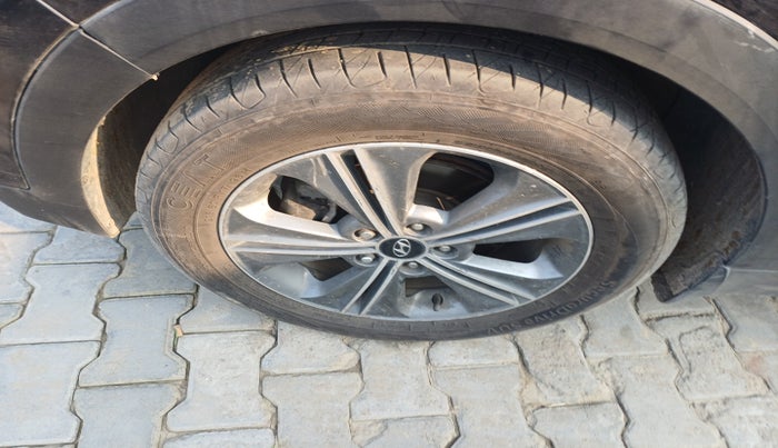 2018 Hyundai Creta SX PLUS AT 1.6 DIESEL, Diesel, Automatic, 87,450 km, tyre
