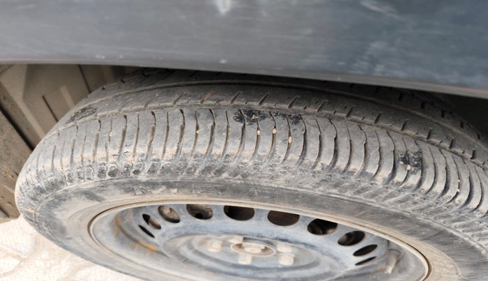 2016 Maruti Vitara Brezza VDI (O), Diesel, Manual, 1,33,602 km, tyre