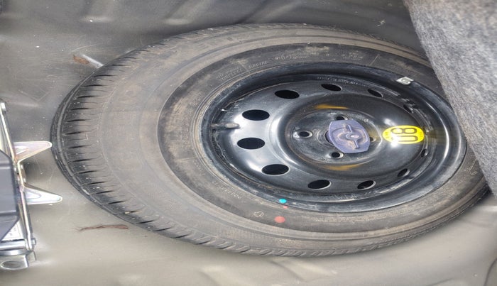 2018 Maruti Dzire ZXI PLUS, Petrol, Manual, 36,946 km, tyre